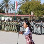 RECIBEN EL PENDÓN TRICOLOR 40 ESCUELAS PRIMARIAS, SECUNDARIAS Y CAM DE LA PAZ